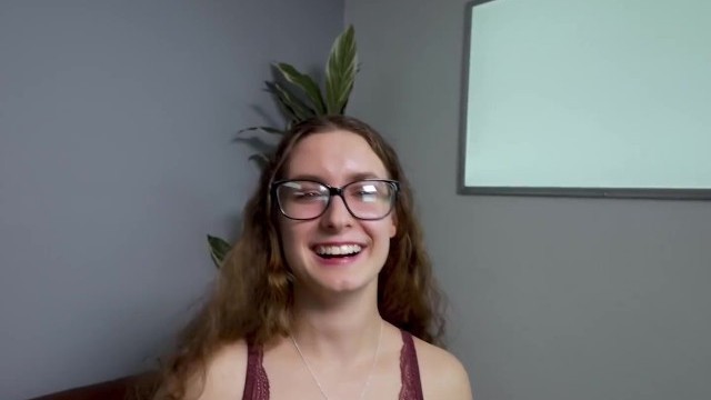 Nerdy Petite Teen Gets Fucked, Sucks Cock and Followsdirection in Porn Audition