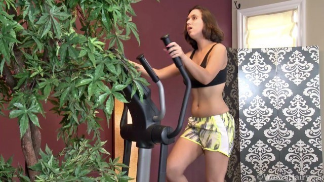 WeAreHairy - Viola Starr - Workout Room